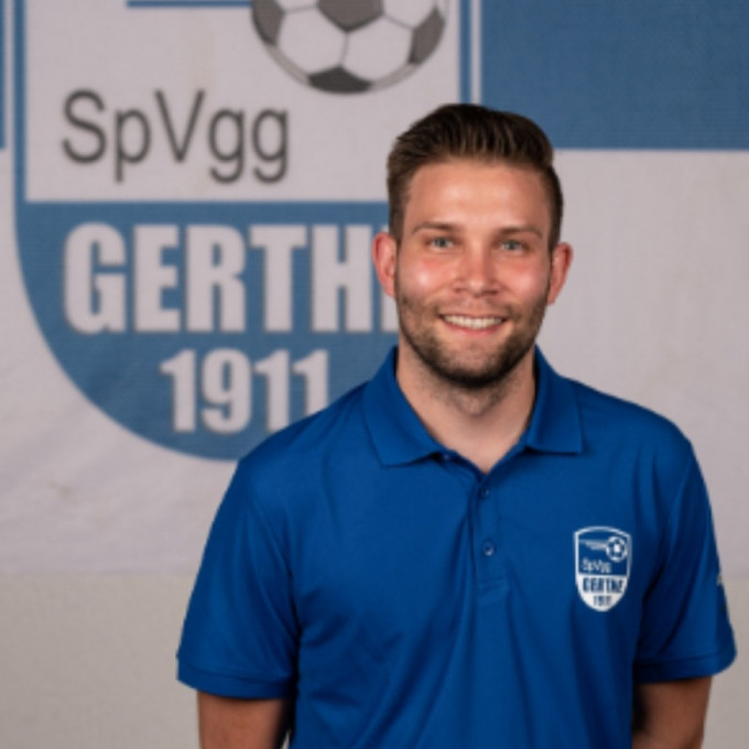Sven S.